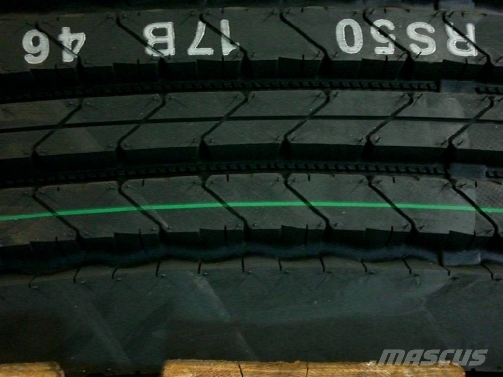 Kumho 315/70R22,5, Staffanstorp, Suecia - neumáticos, ruedas y llantas de  segunda mano - Mascus España