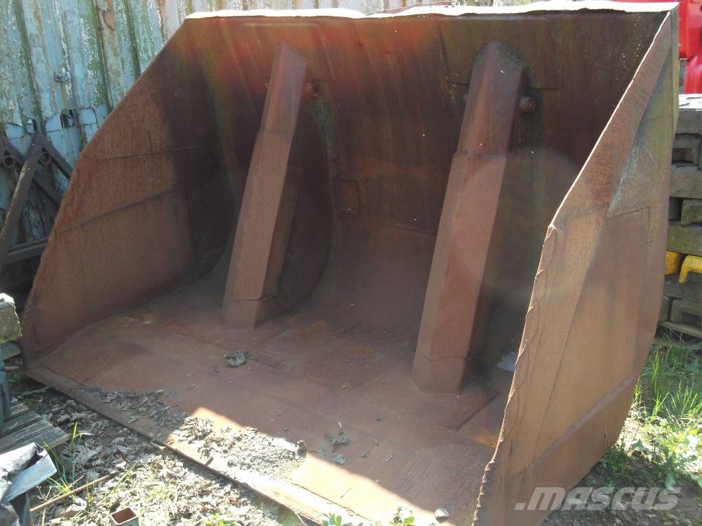 Volvo hightipbucket CPS Yard Buckets, Price £2,500, Year of