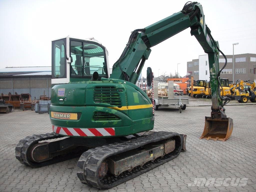 Used Yanmar B75A mit Oilquick OQ45 mini excavators