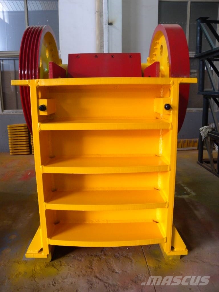 White Lai Granite Rock Crusher of 100t/h capacity PE-600x900