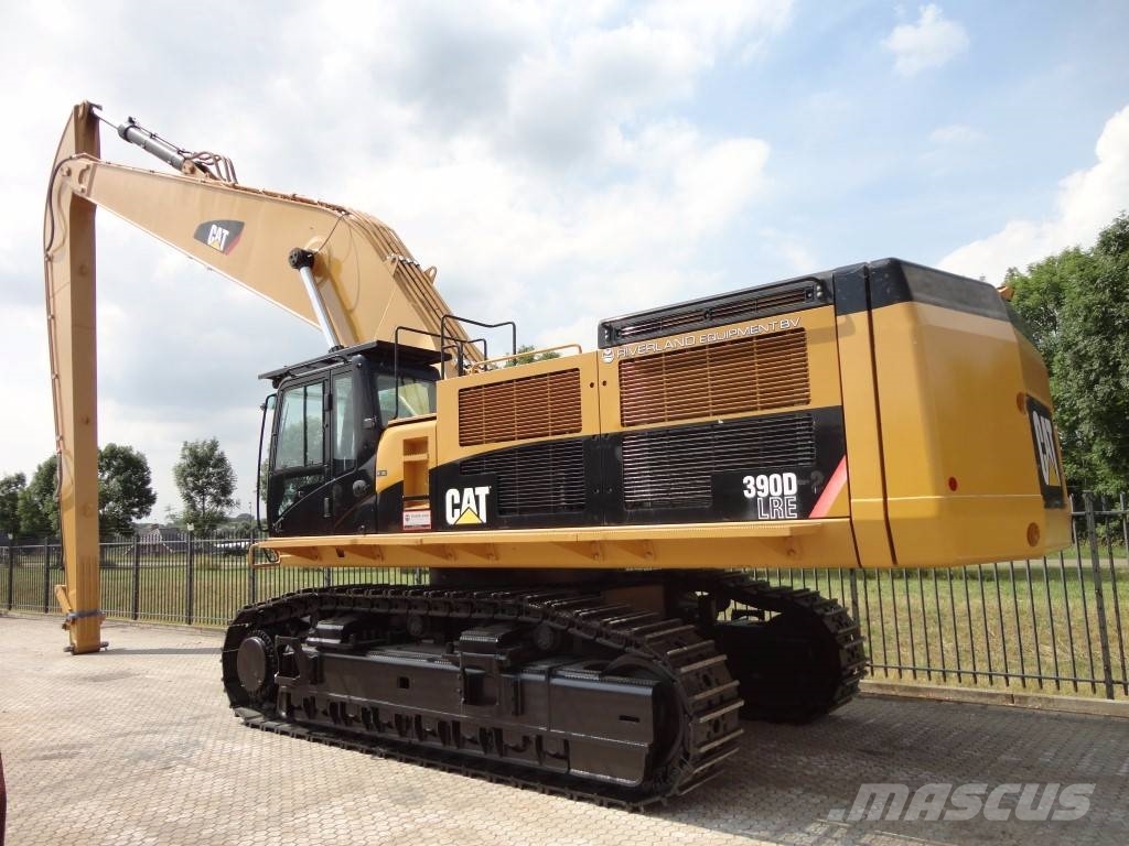 Used Caterpillar 390longreach2013 long / High Reach excavators Year