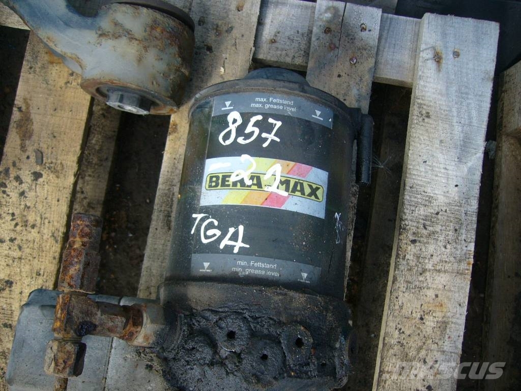 MAN TGA automatic oil feeder, 2001, Riga, Latvia Used engines Mascus UK