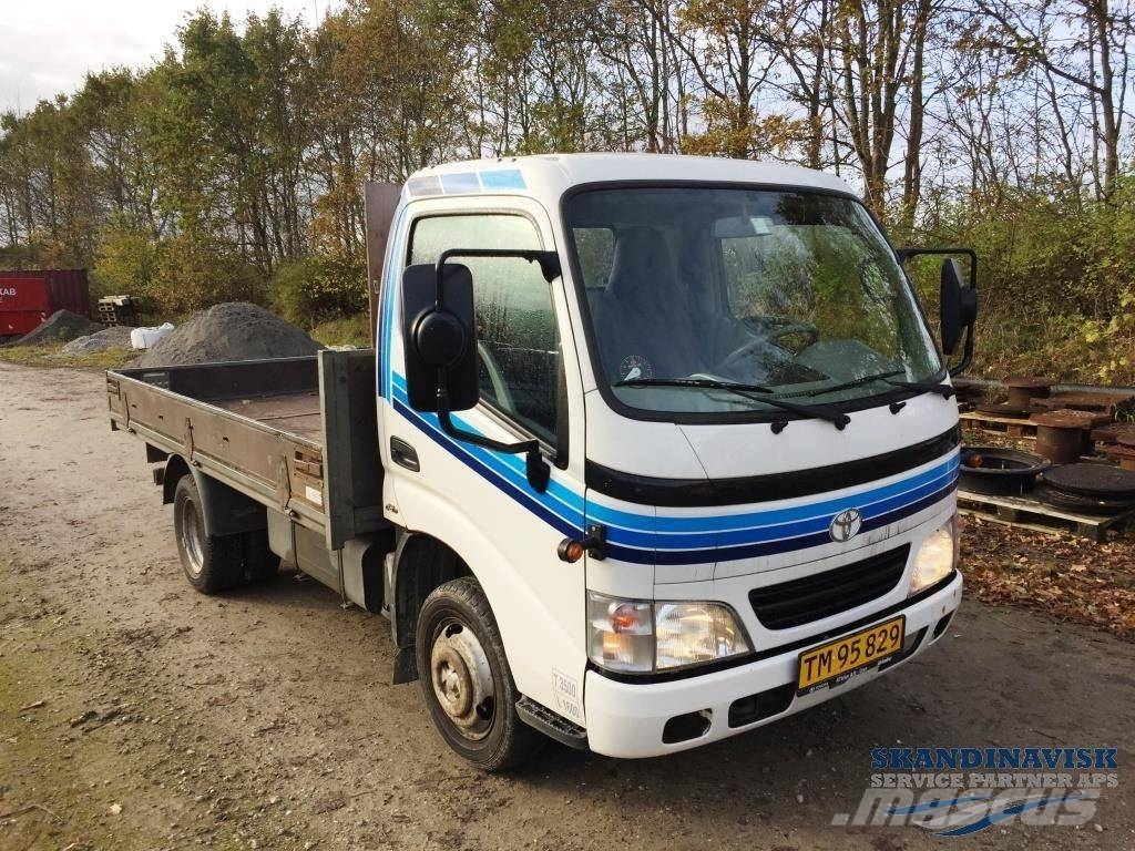 Toyota dyna колеса