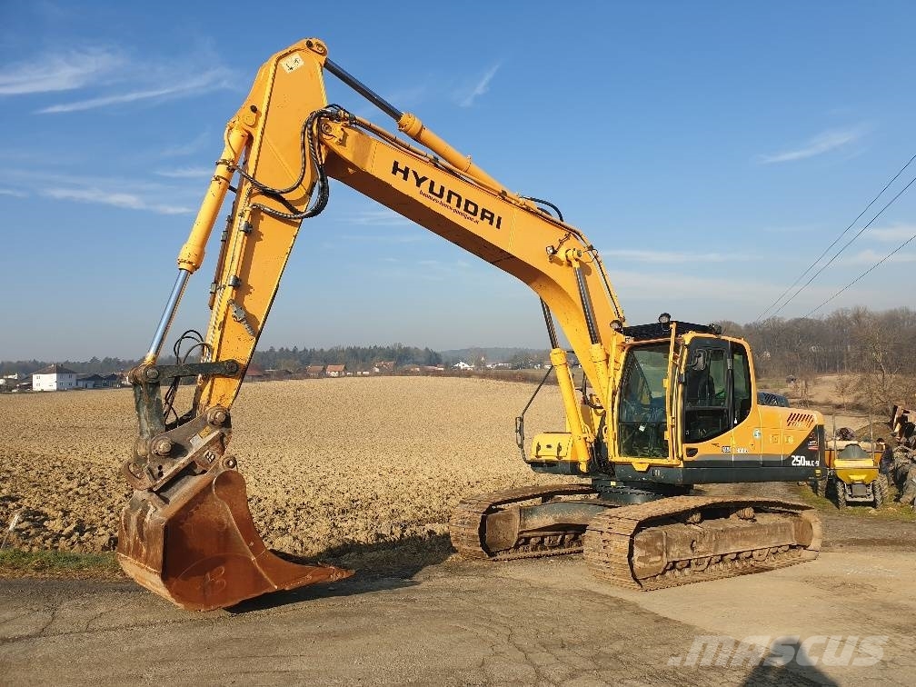 Hyundai 250 экскаватор