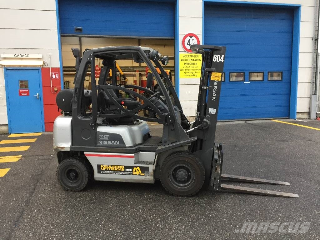Nissan dx 15