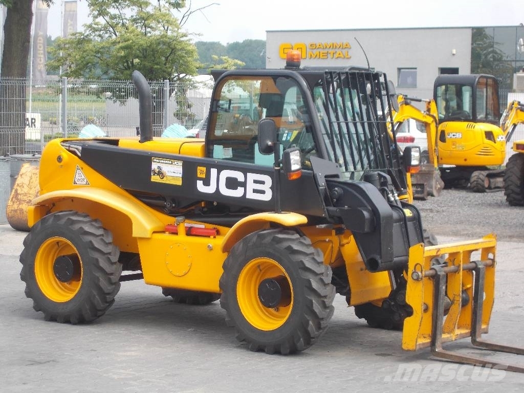 used-jcb-520-50-telehandlers-for-agriculture-year-2013-price-33-072