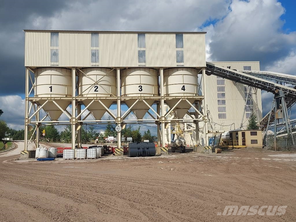 Metso Silos Do Za adunku Kruszywa 2009 Kopalnia Wi ni wka 26 050 Zagna sk Polska Poland 