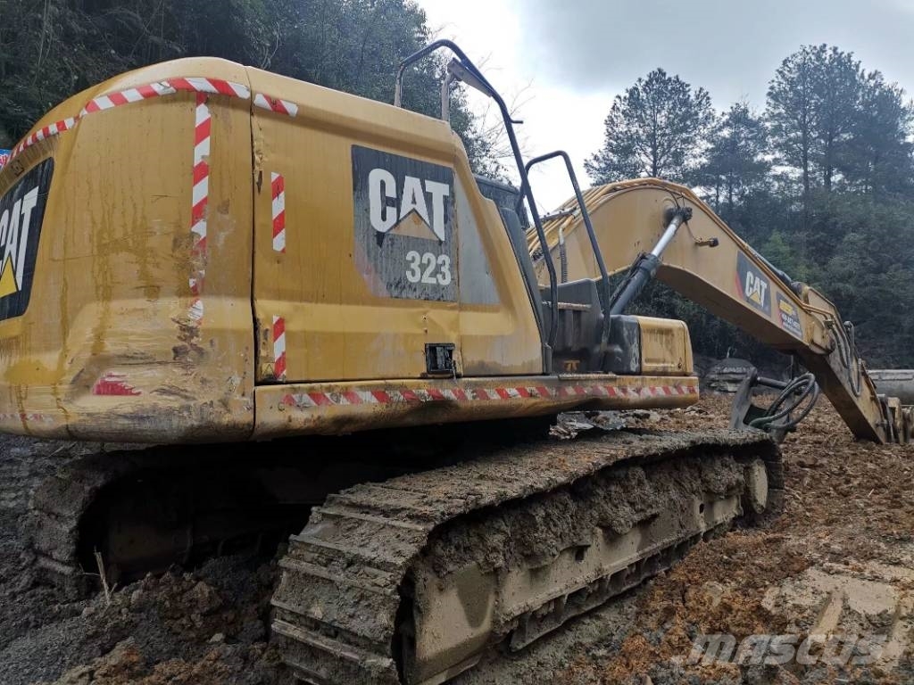 キャタピラー Cat323 19 中華人民共和国 中古 クローラー式油圧ショベル パワーショベル ユンボ マスカス ジャパン