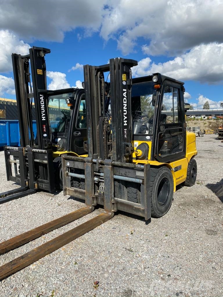 Hyundai 50 7008