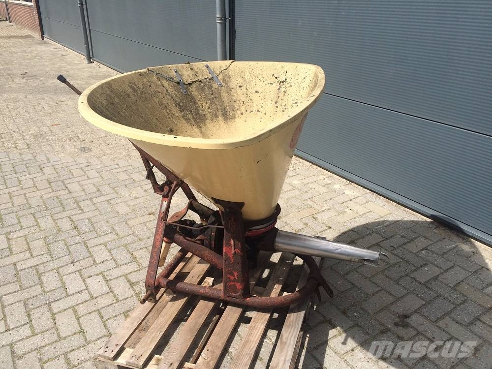 Used Vicon kunstmeststrooier pendelstrooier mineral spreaders for sale Mascus USA