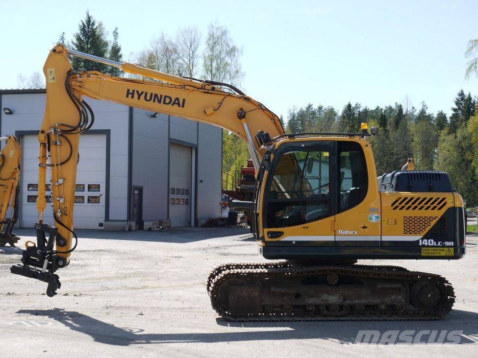 Колесный экскаватор hyundai 140