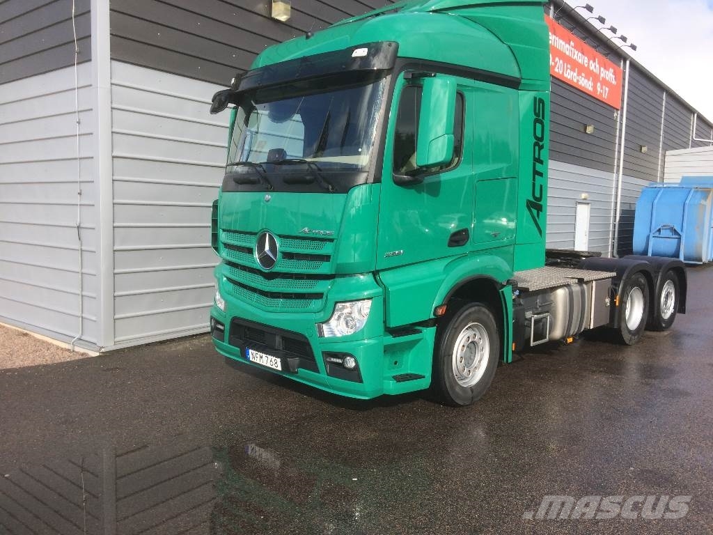 Used Mercedes-Benz Actros 2551 tractor Units Year: 2016 Price: $121,635 ...