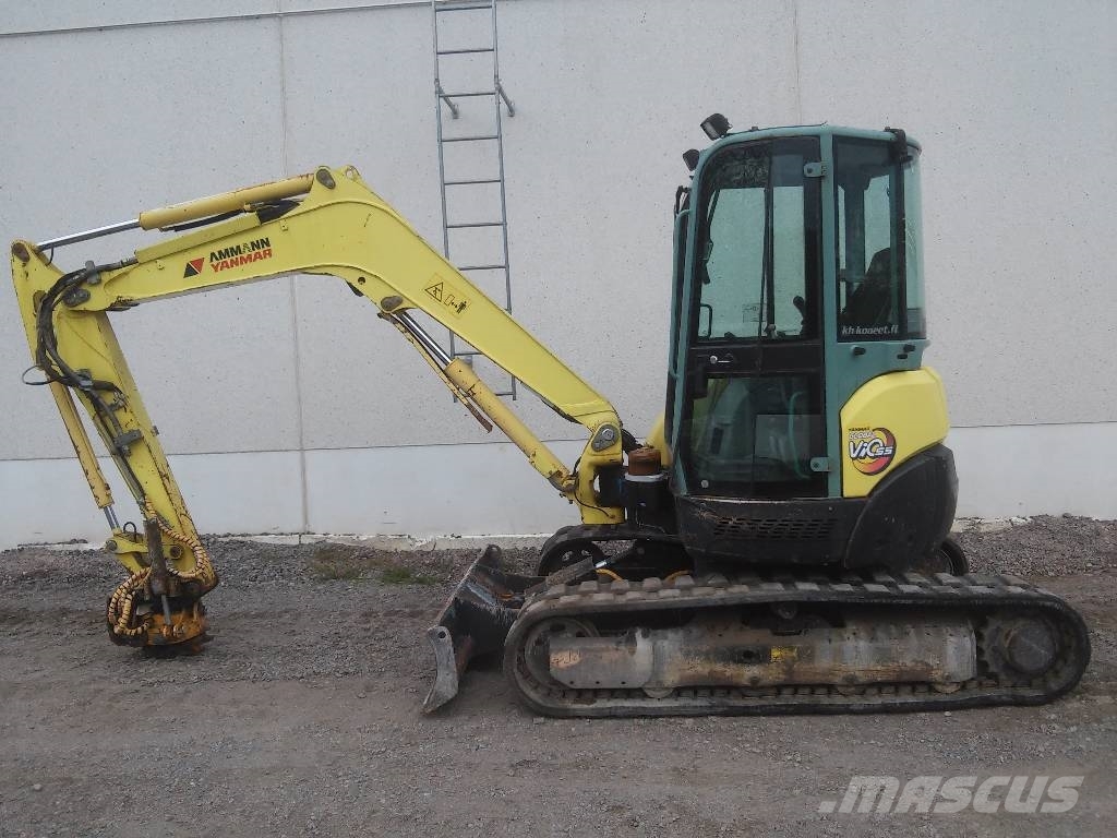 Used Yanmar vio55 mini excavators