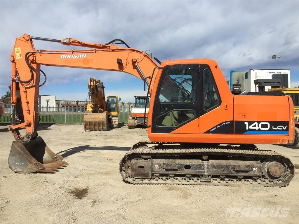 Used Doosan Solar 140 LC V Crawler Excavators Year 2006 For Sale 