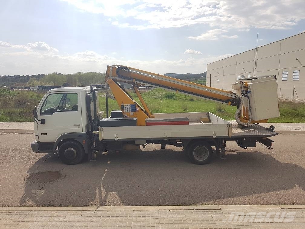 Nissan cabstar e110