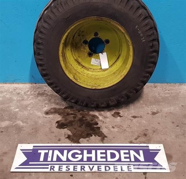 15 10 0 75 15 15 10 0 75 15 Osterbaekvej 4 Danemark D Occasion Pneus Roues Et Jantes Mascus France