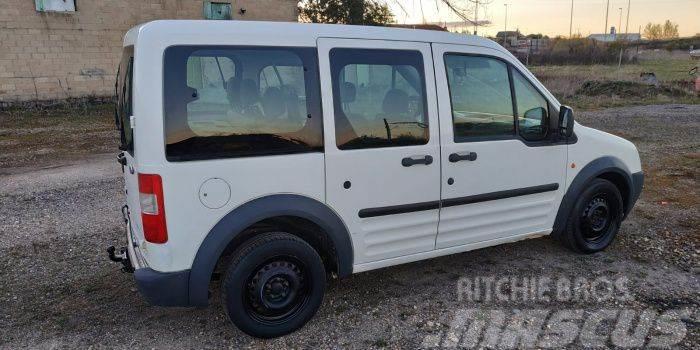 ford transit connect 2004