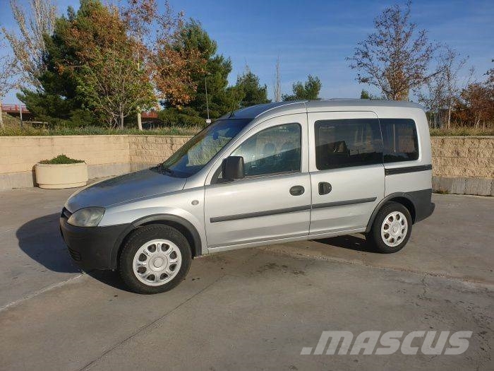 Opel Combo N1 Tour 1 3cdti Essentia75 07 Madrid Spain Used Panel Vans Mascus Uk