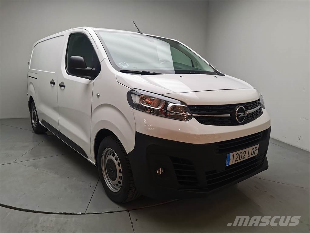 Opel Vivaro Furgón 1.5D M Carga Standard Select 120, 2020, Granada Opel Vivaro Furgón 1.5D M Carga Standard Select 120, 2020, Granada