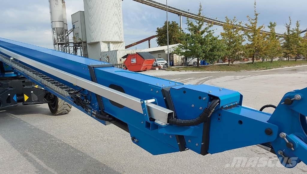 Genie SX125 XC, 40m Mega Telescopic Boom Lift,Warranty, 2021, Passau