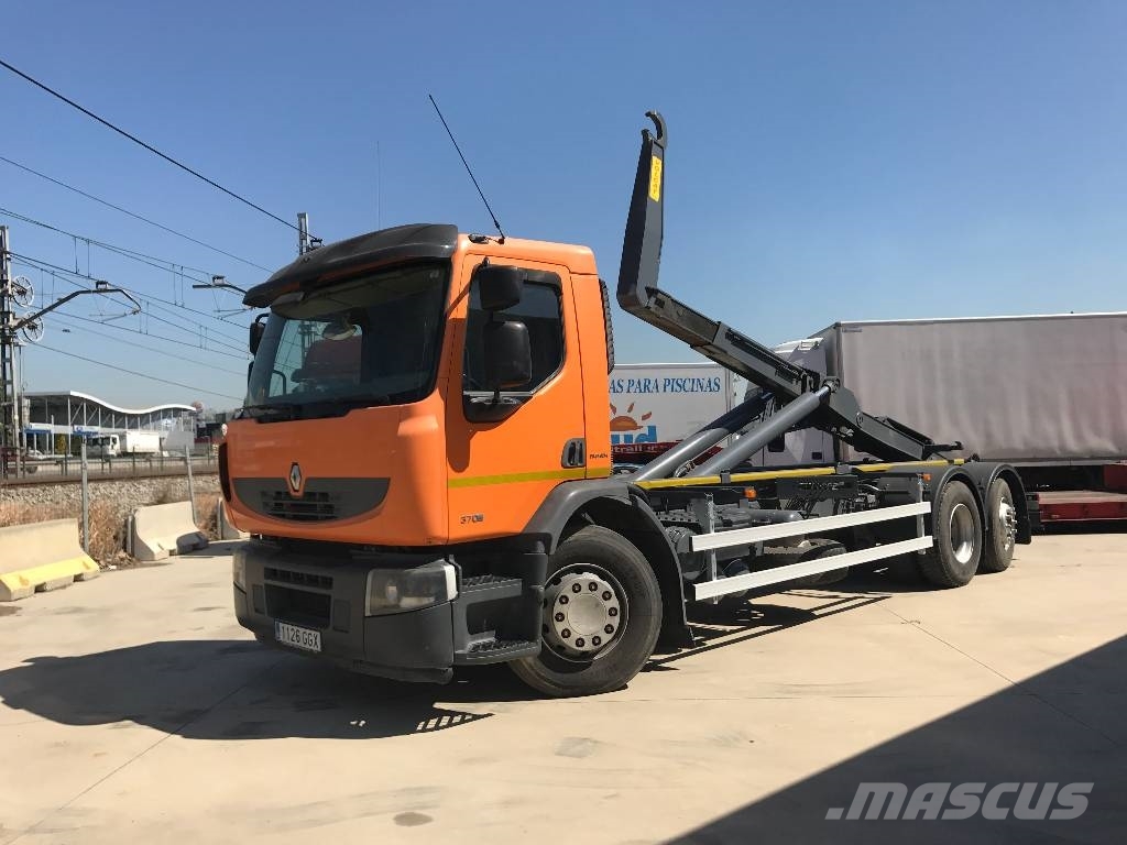 Бампер renault premium