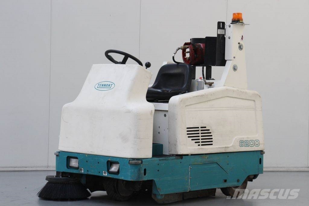 Used Tennant 6200 sweepers Year 2007 for sale Mascus USA