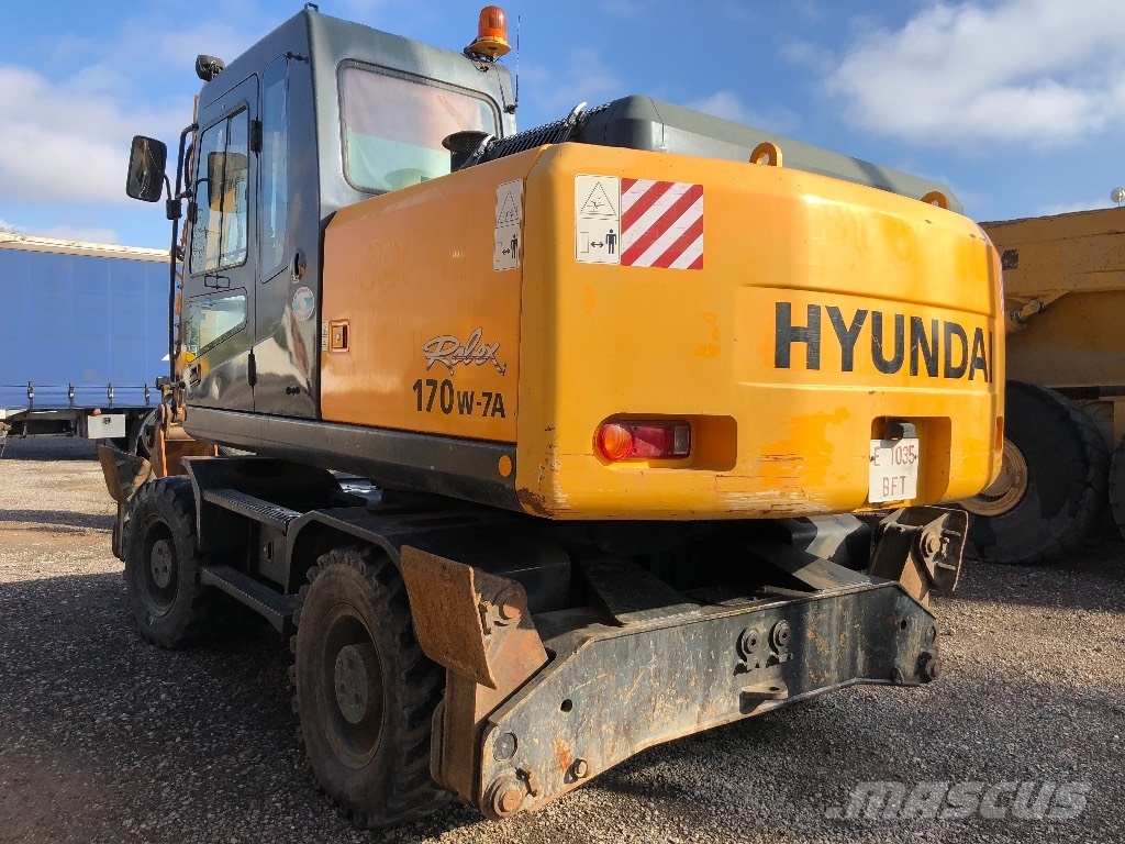 Hyundai ROBEX 170W-7A, 2010, Wheeled excavators .