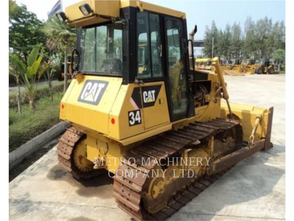 Caterpillar D6G, 2011, Bangkok, Thaïlande - d'occasion bulldozer ...