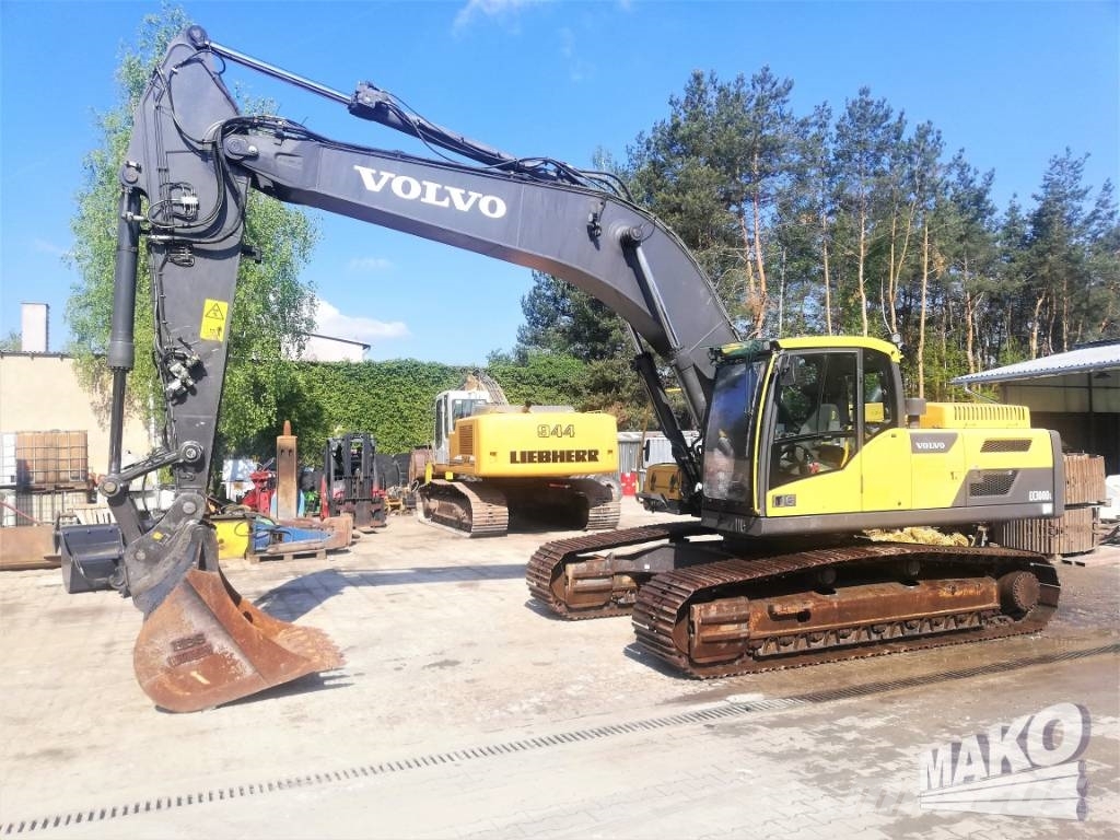 Volvo 300 экскаватор