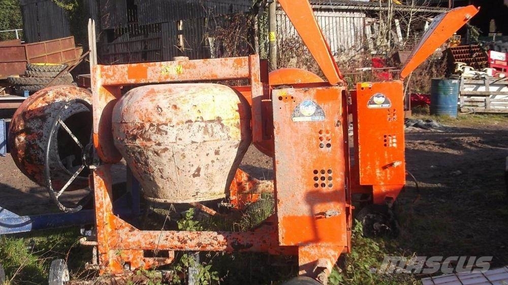 Belle 100 XT diesel engine cement mixer £475 plus vat £5, , United Kingdom Used concrete