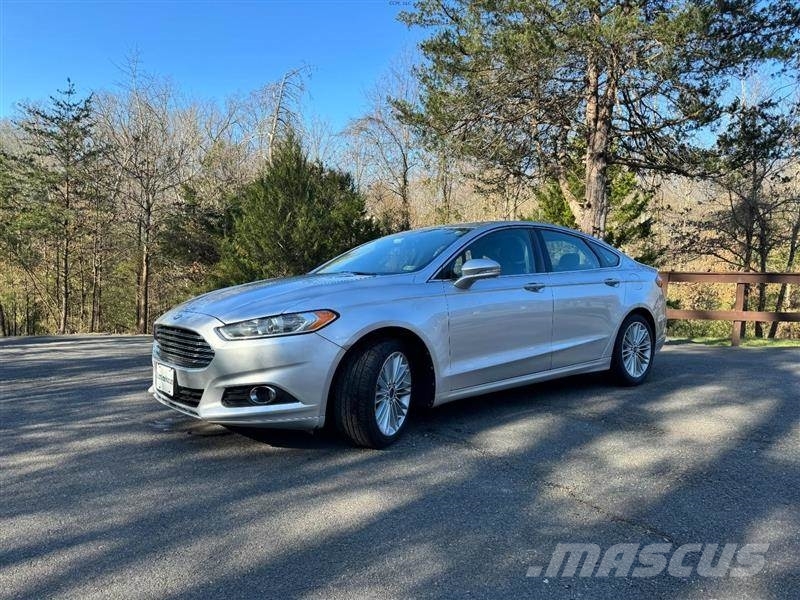 Ford FUSION, 2013, Dillwyn, Virginia, ÉtatsUnis d'occasion voiture