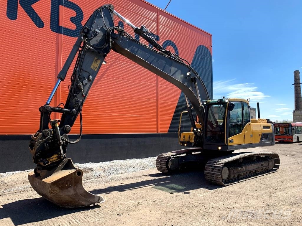 Volvo ec 220 dl