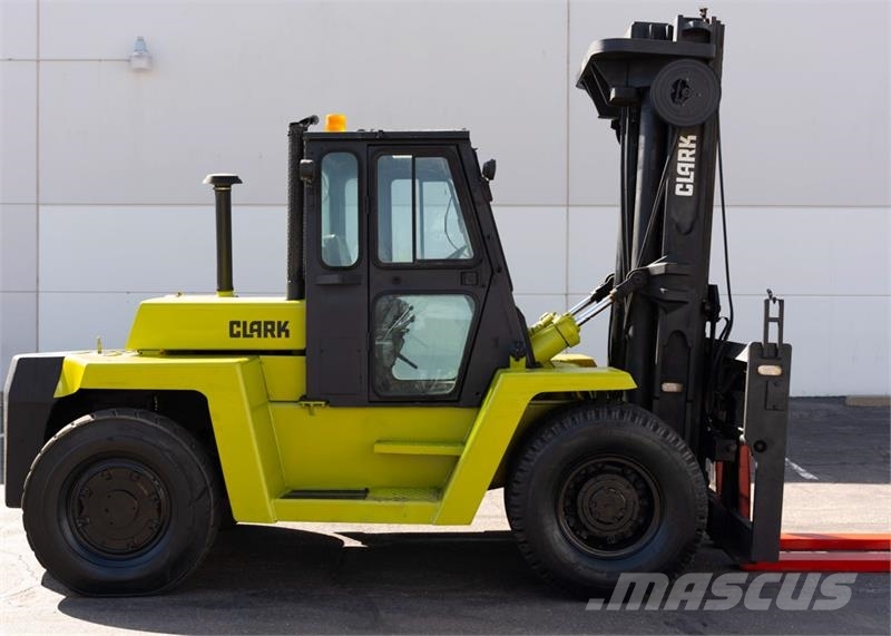 Clark C500YS300U, 1988, Denver, Colorado, United States Used forklift