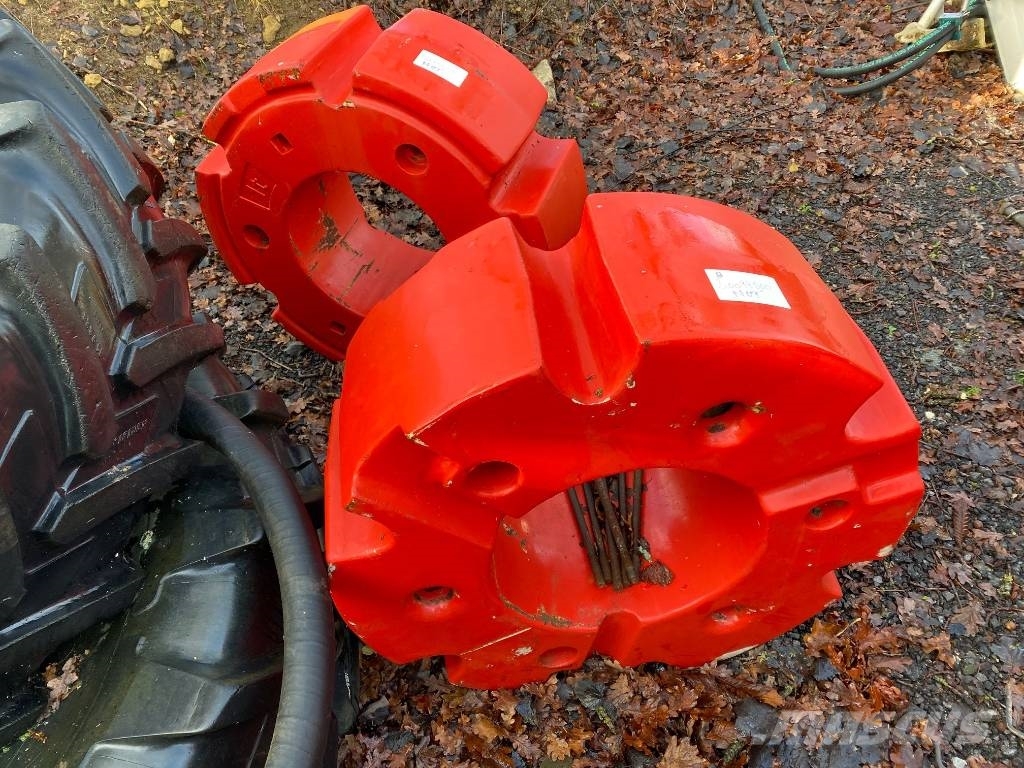 Fendt 2 x 1000kg Wheel Weights
