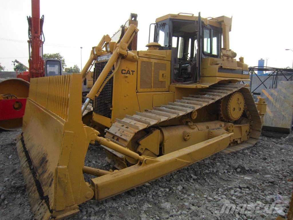 Caterpillar d6r радиатор