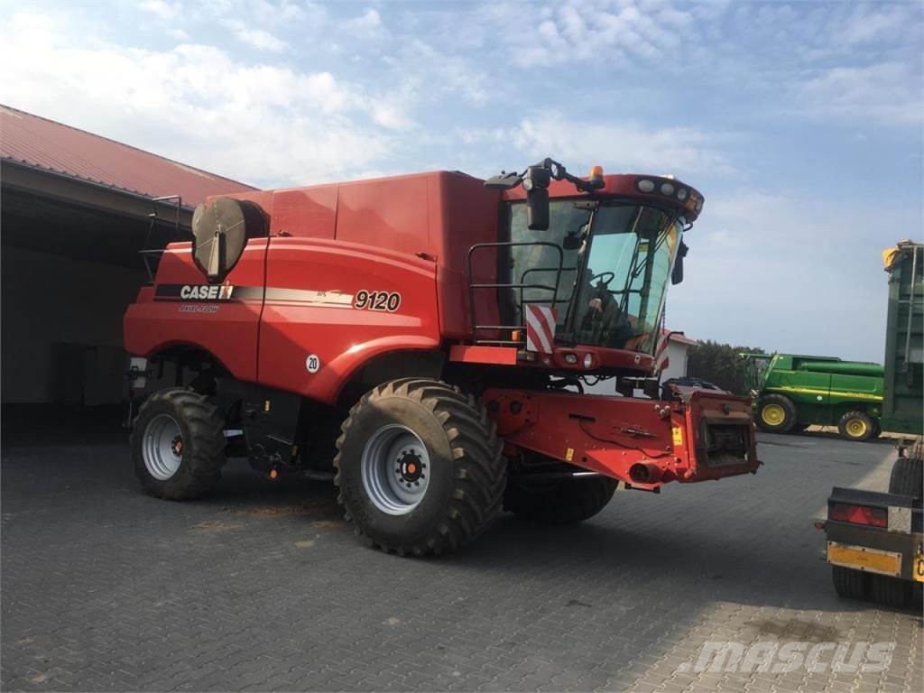 Used Case IH 9120 AFS Axial Flow combine harvesters Year 2009 Price