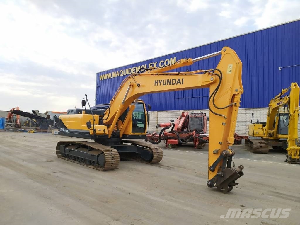 Hyundai 220 экскаватор