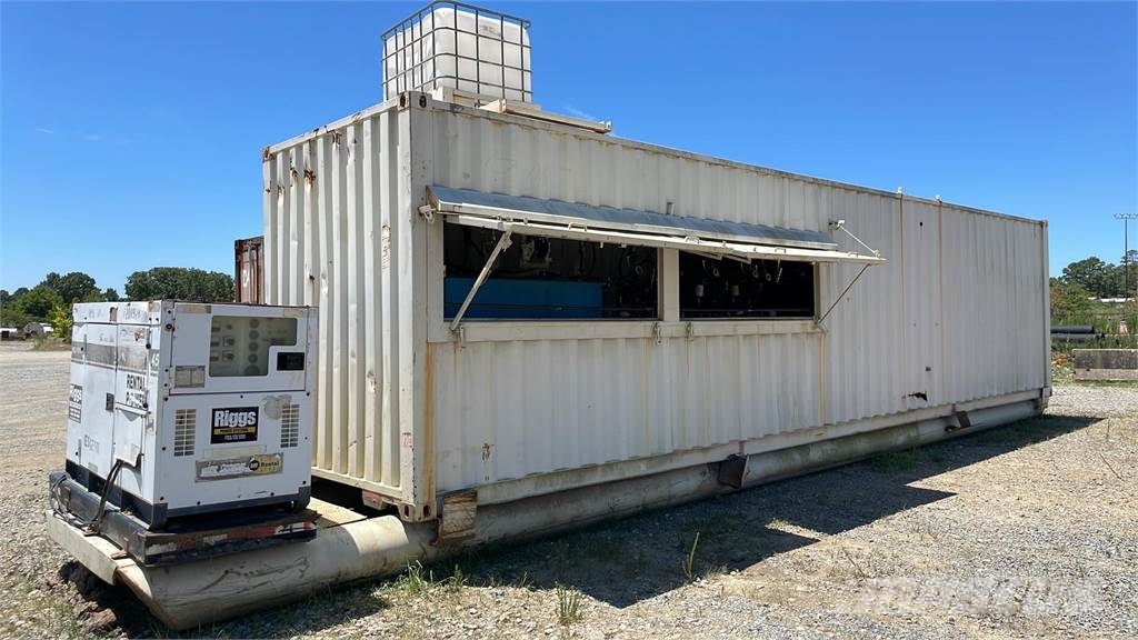 Oil and Gas Tank, Ruckersville, Virginia, USA Gebrauchte Kommunal