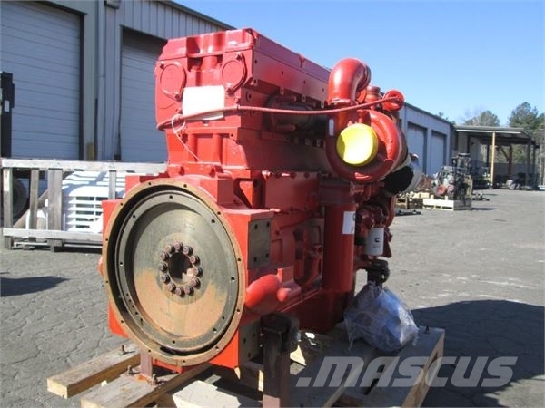 Двигатель cummins qsx15