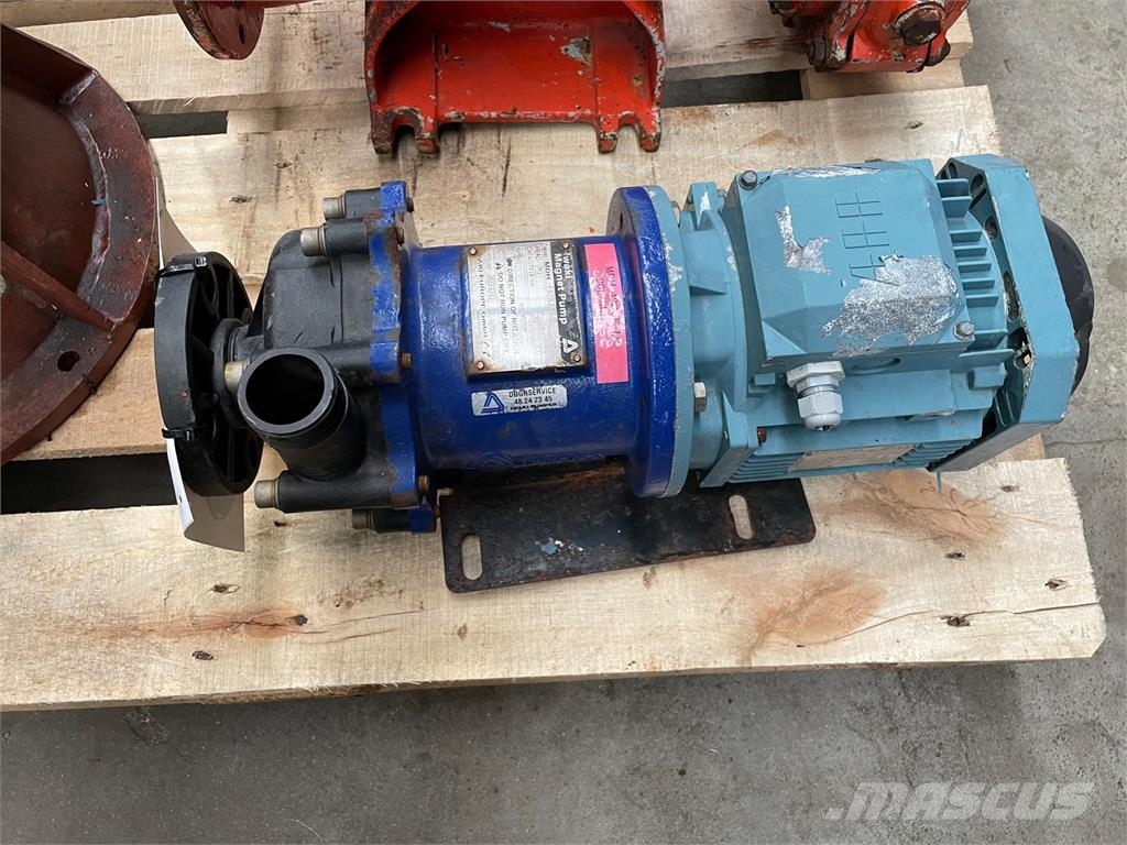 Iwaki Model MDH F423CFVT-D pumpe - używane pompy wodne - Mascus Polska