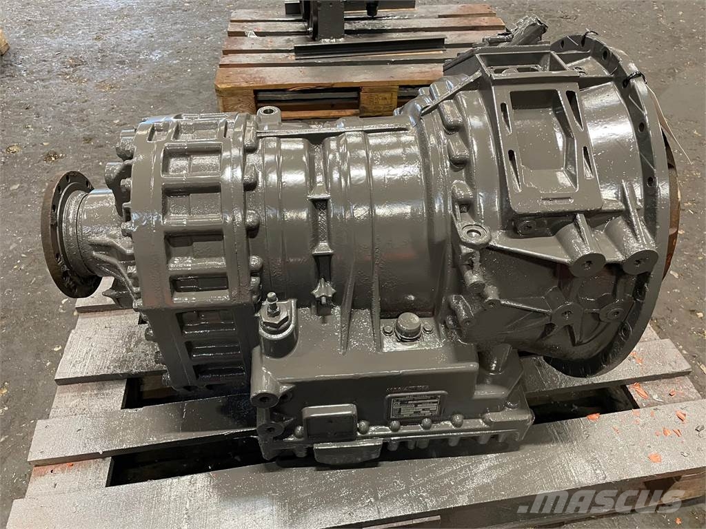 Transmission ZF 5HP500 ex. Volvo A25 6x6 s/nr. 62, , Denmark Used