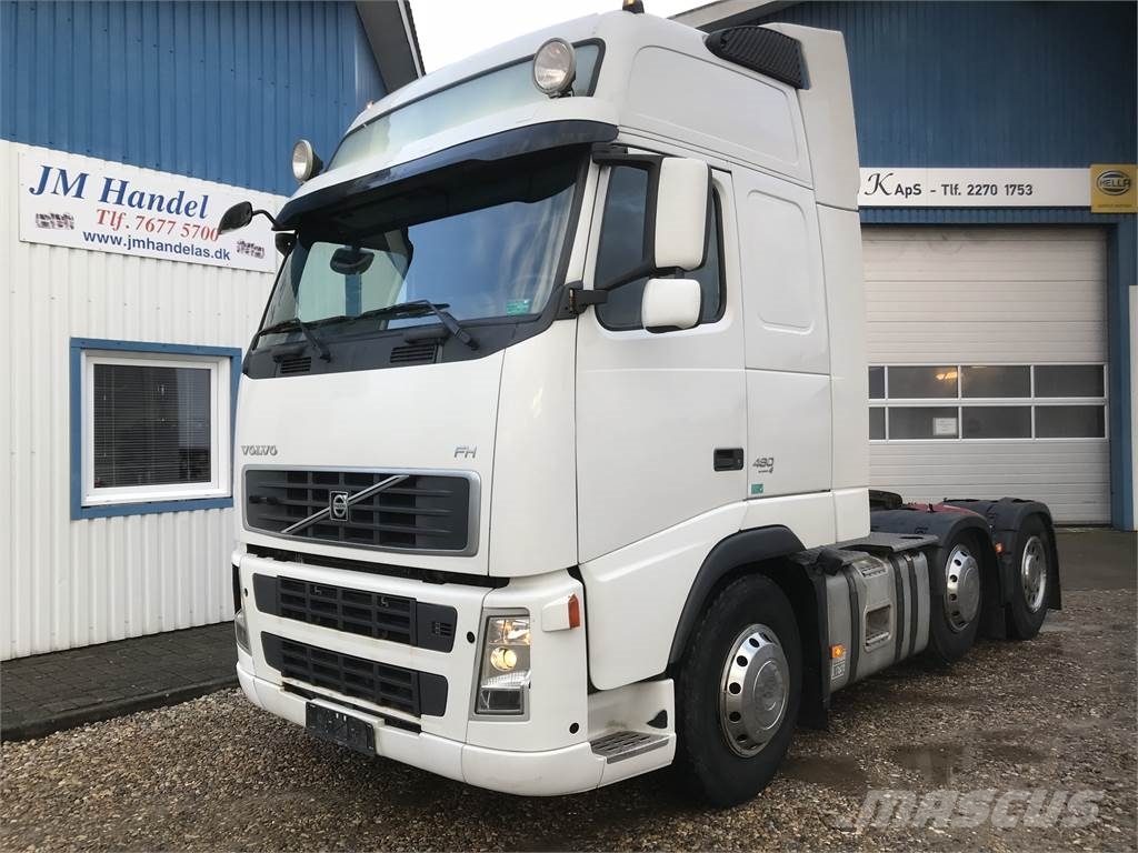 Стекло фары volvo fh12