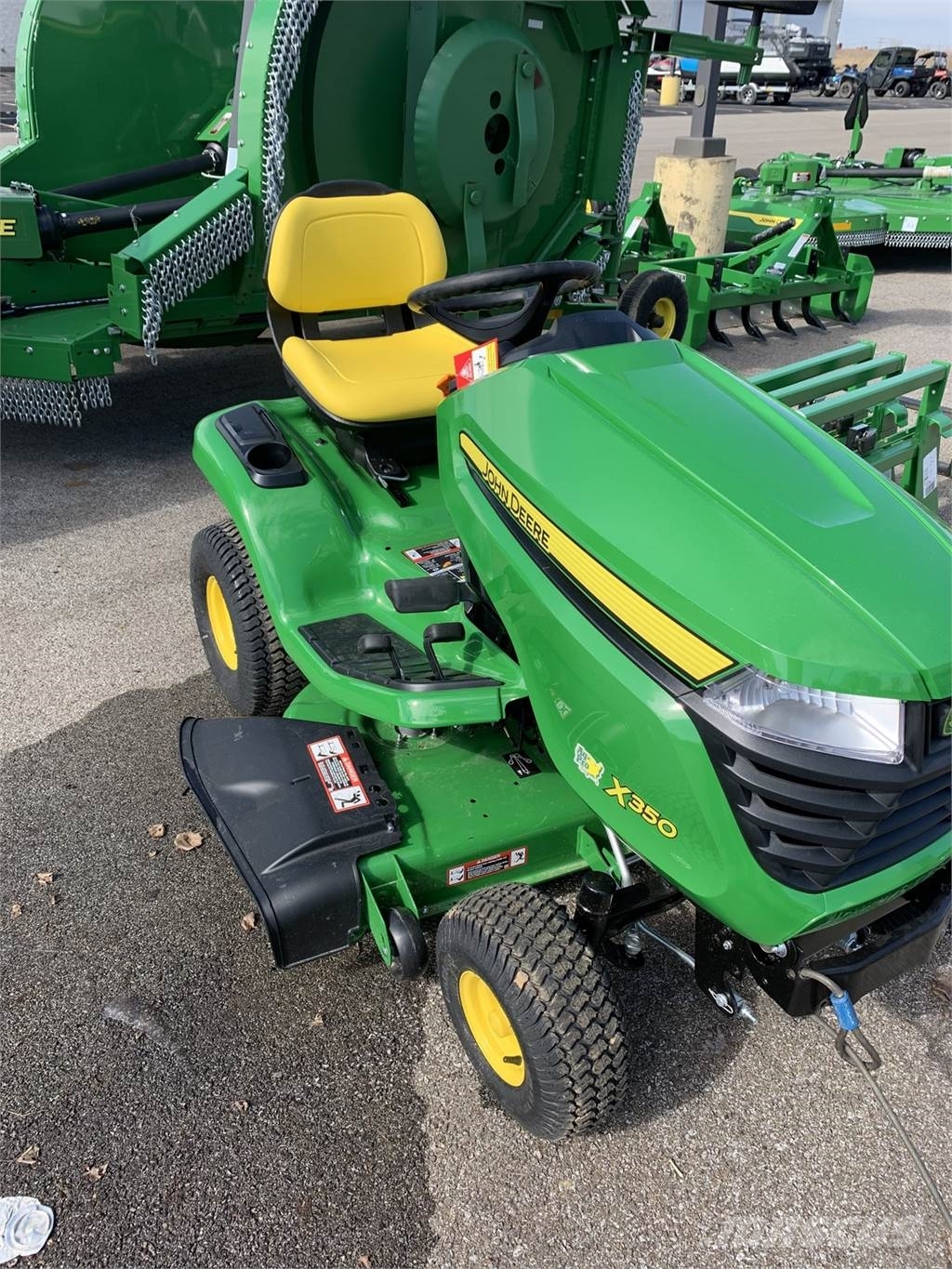 John Deere 2024, Burbank, Ohio, United States Used compact tractors