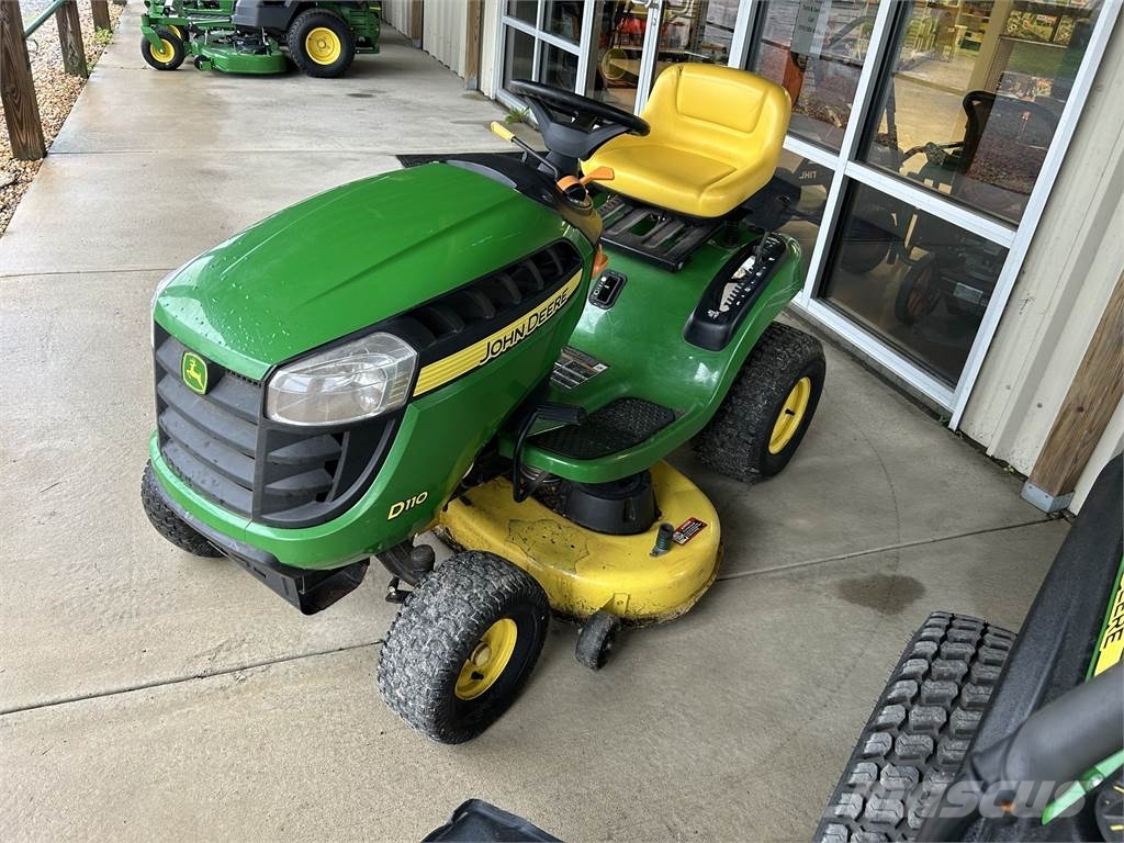 John Deere D110, 2013, HERTFORD, North Carolina, United States Used
