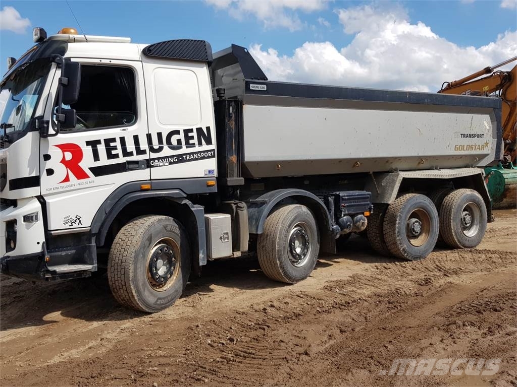 Volvo fmx 8x4 самосвал