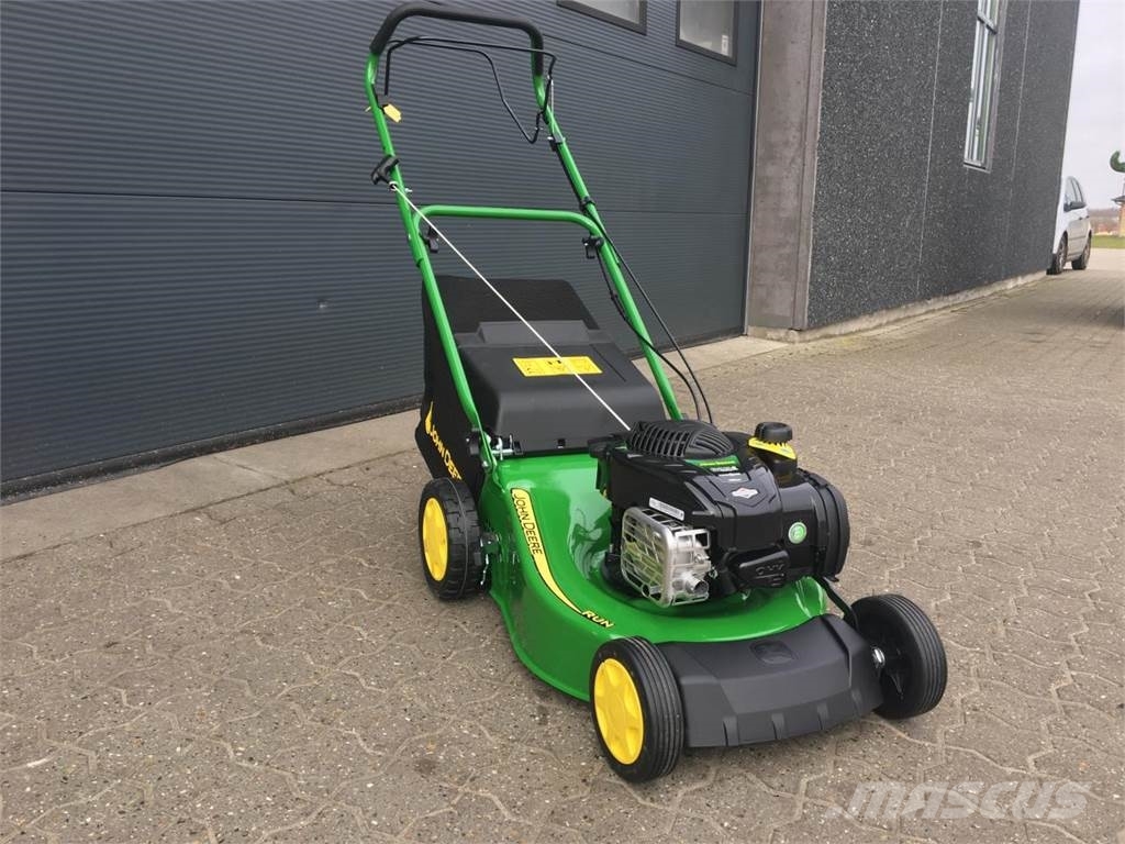 Used John Deere RUN 46 riding mowers Year 2017 Price US 643 for sale