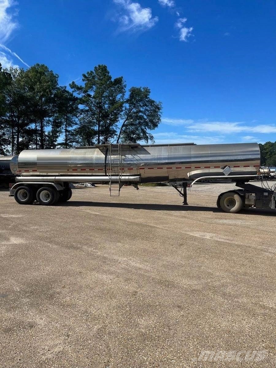 Polar 6500 GALLON STAINLESS CENTER DISCHARGE, 1996, 77001 Houston