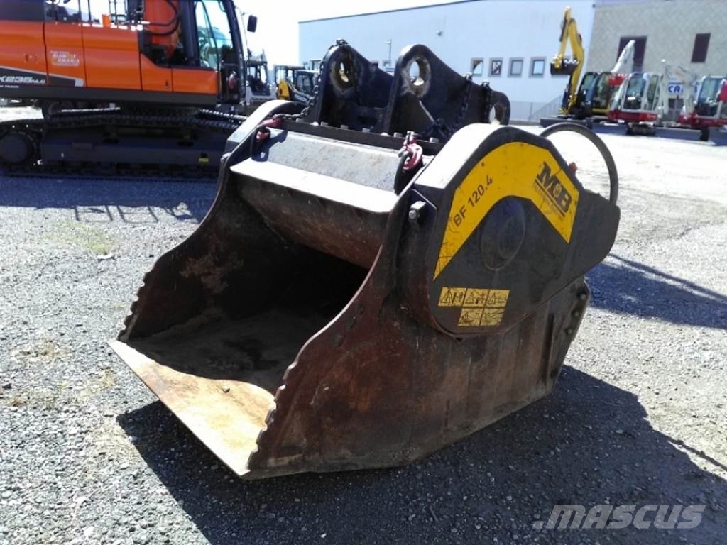 Used MB CRUSHER BF1204 crushing buckets Year 2011 Price US 29,788