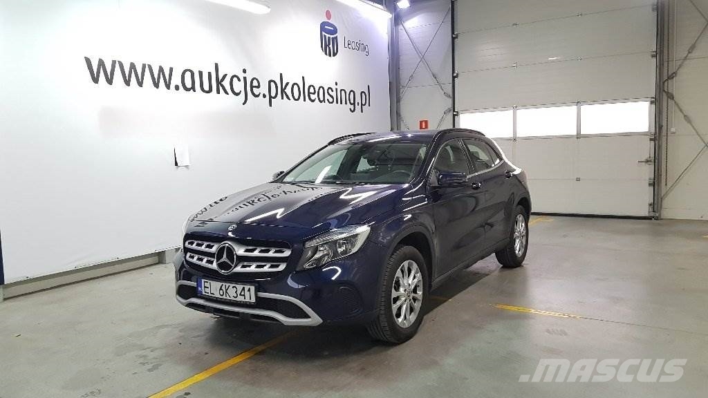 Mercedes Benz Gla Hatchback 180 7g Dct Style