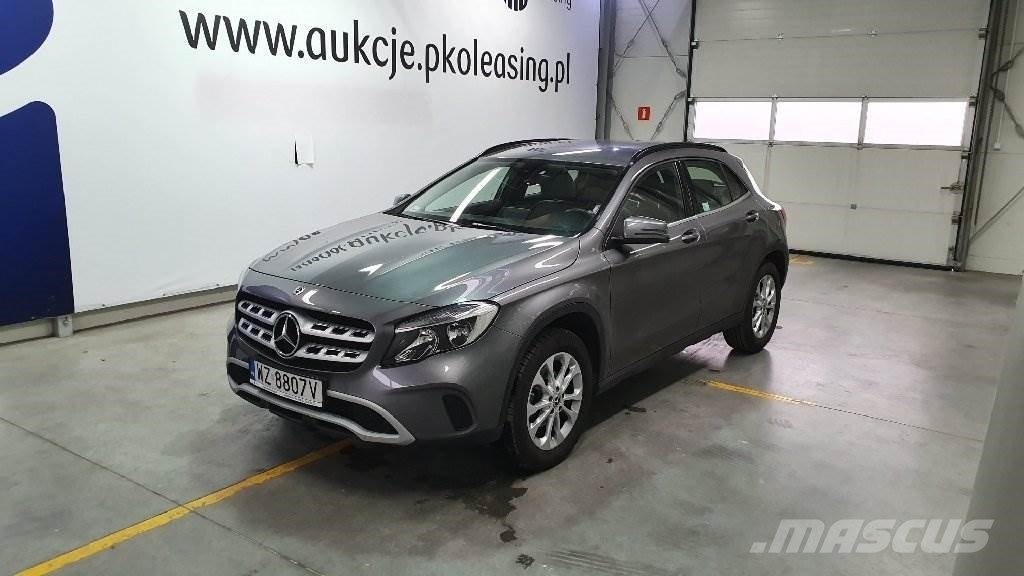 Mercedes Benz Gla180 7g Dct Style